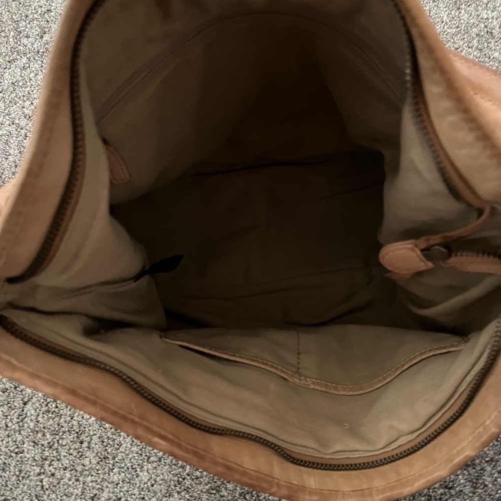 Tan woven leather handbag - Picture 7 of 10